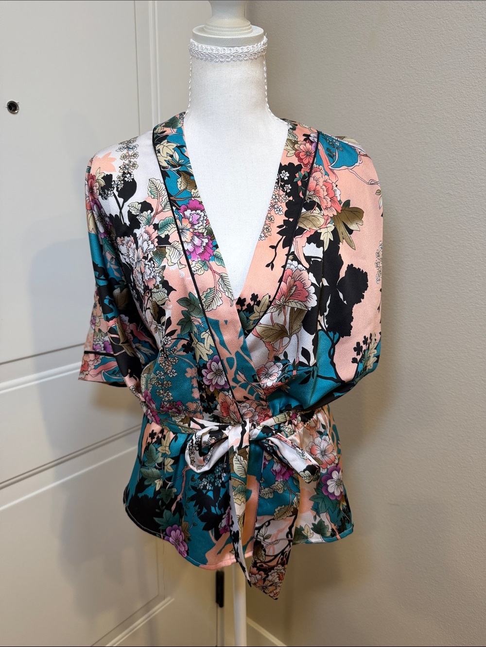 Floral Wrap-Front V-Neck Women's Top in Teal and Black - Picture 2 of 8